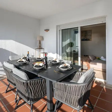 Daire Mediterranean Dream Banus Penthouse With Seaviews *