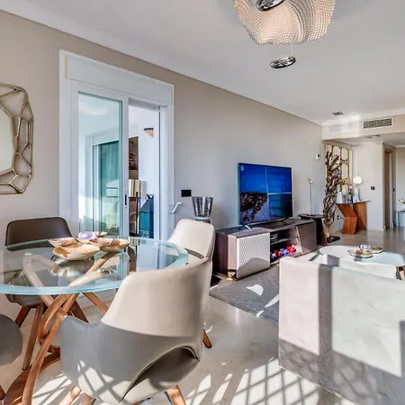 Mediterranean Dream Banus Penthouse With Seaviews *