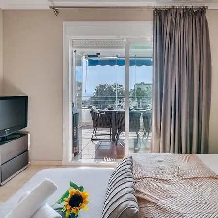 Mediterranean Dream Banus Penthouse With Seaviews Apartamento Marbella