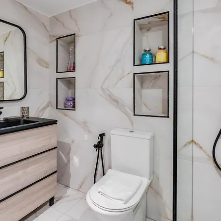 아파트 Mediterranean Dream Banus Penthouse With Seaviews 마르베야