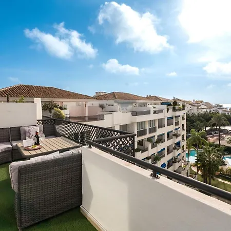 Mediterranean Dream Banus Penthouse With Seaviews 아파트 마르베야
