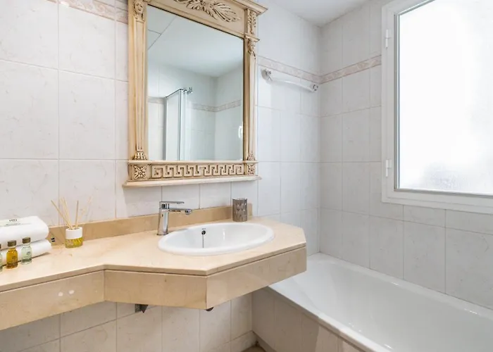 Mediterranean Dream Banus Penthouse With Seaviews