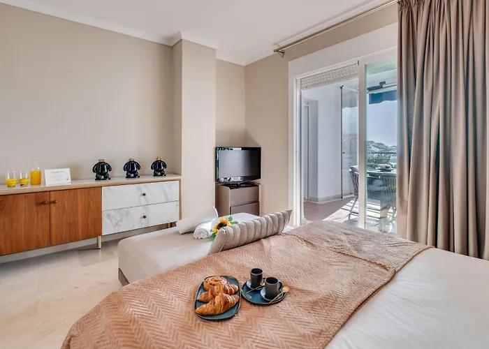 Mediterranean Dream Banus Penthouse With Seaviews