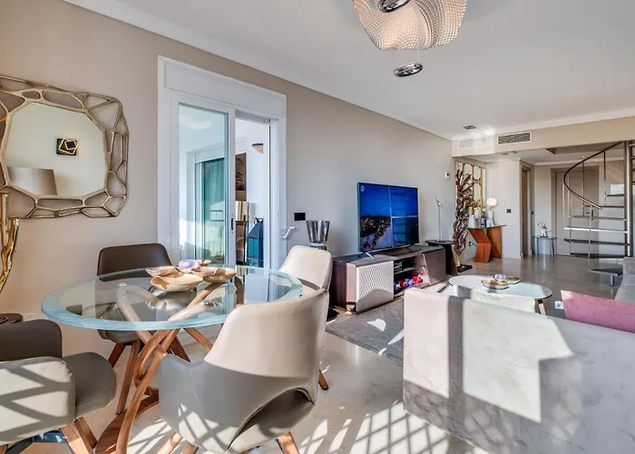 Mediterranean Dream Banus Penthouse With Seaviews *