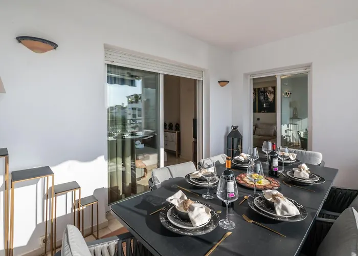 شقة Mediterranean Dream Banus Penthouse With Seaviews *